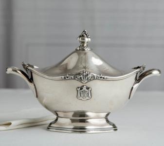 fairmonttureen